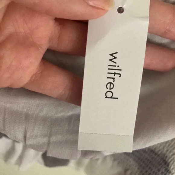 NWT Aritzia Wilfred Ballad Camisole in Vin Gris Ardoise Size Medium - Picture 6 of 8